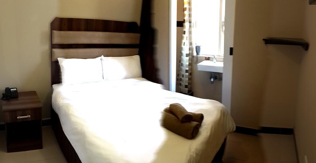 Cube Hotel Дърбан Стая снимка
